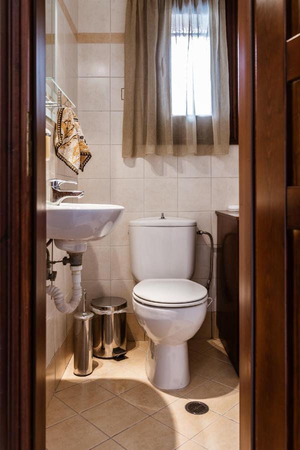 Cactus Maisonette Near Airport Villa Pórto Ráfti Eksteriør billede